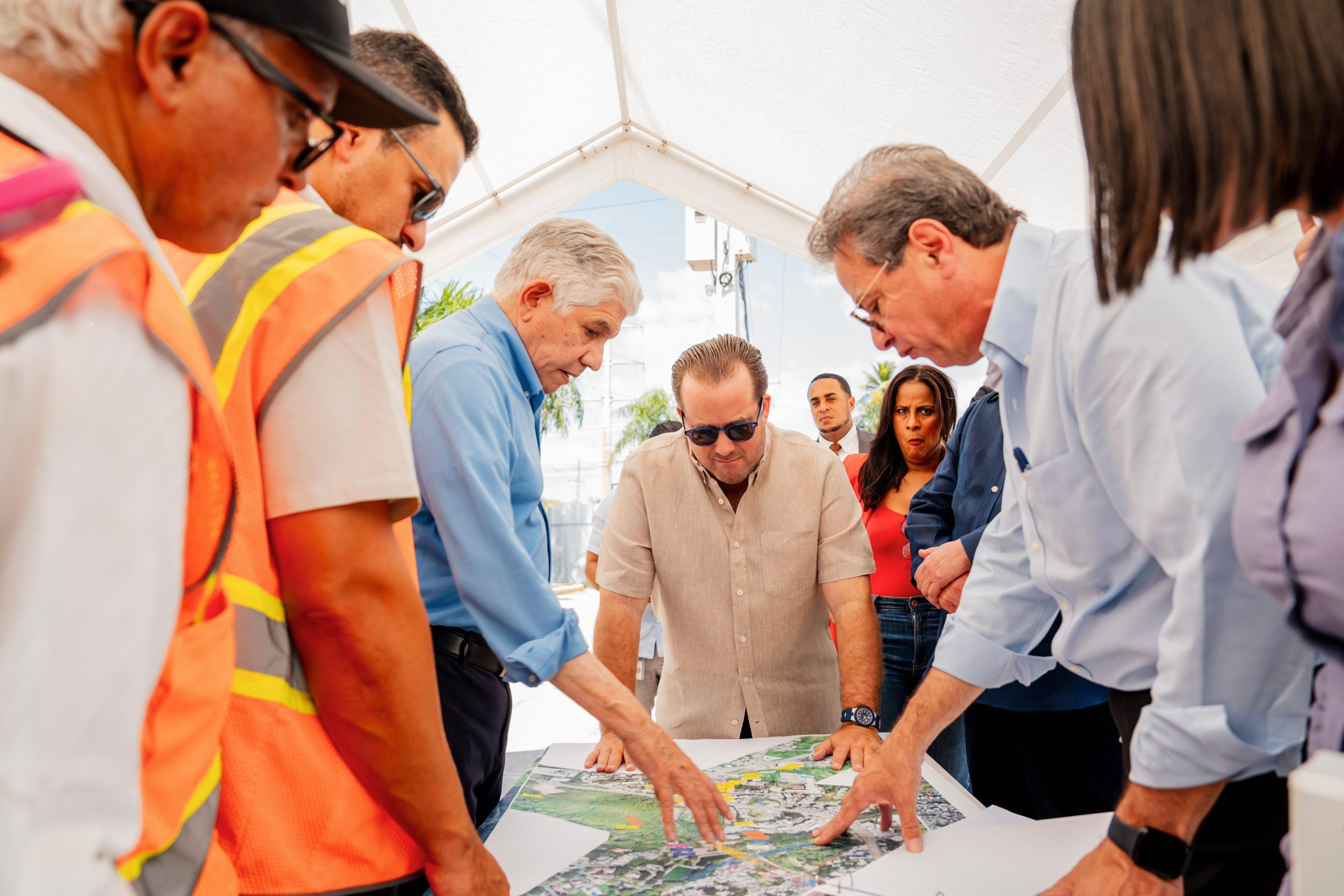 Gobierno presentará detalles del proyecto vial en el entorno del Jardín Botánico; Paliza y Estrella supervisan el área