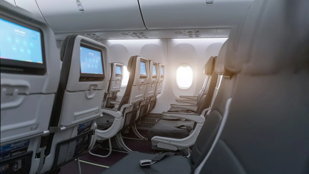 Dentro de la crisis de la industria de asientos de aerolínea que retrasa las entregas de aviones