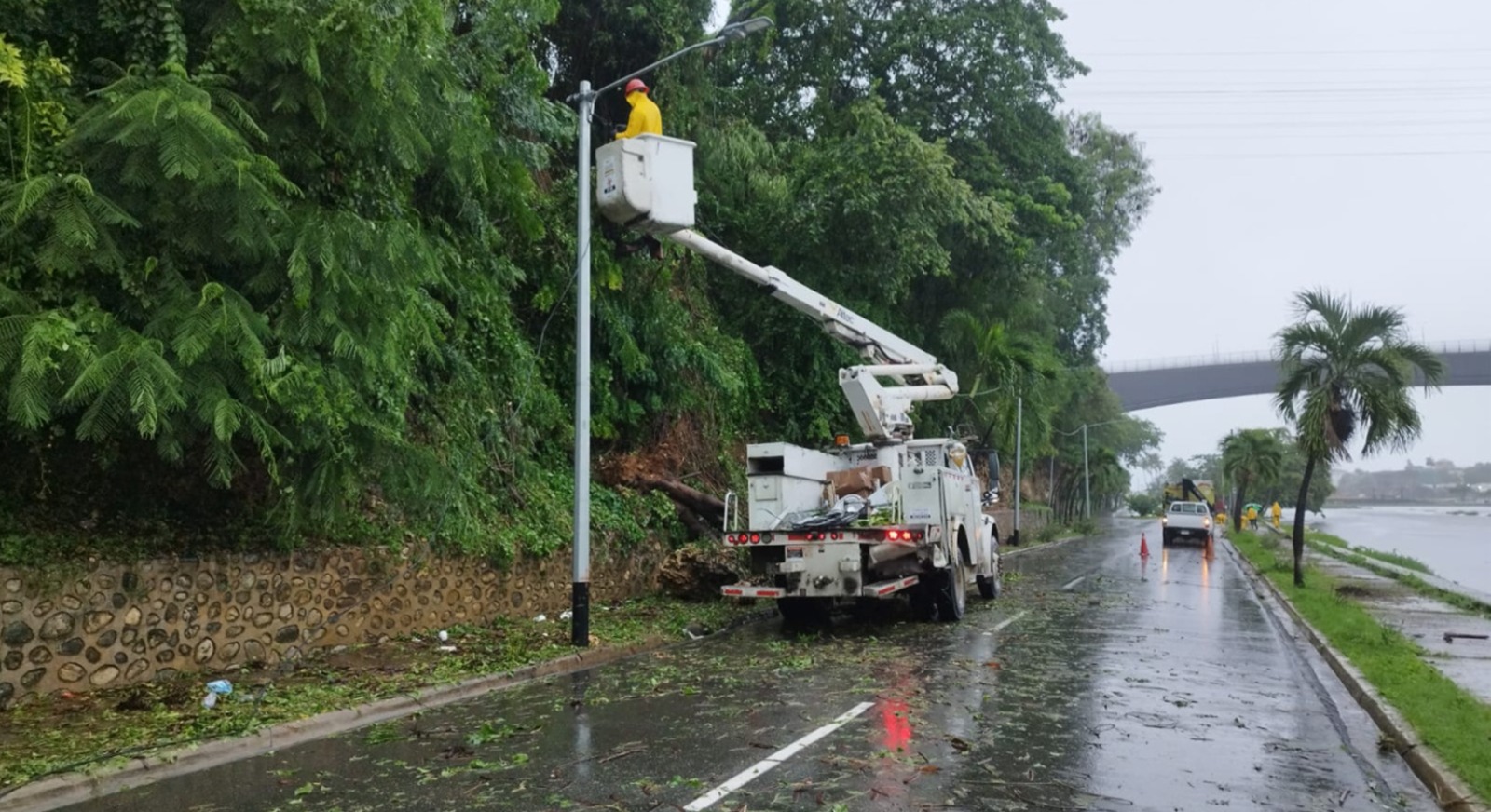 Edeeste activa su Plan de Contingencia ante posibles efectos de la tormenta Melissa