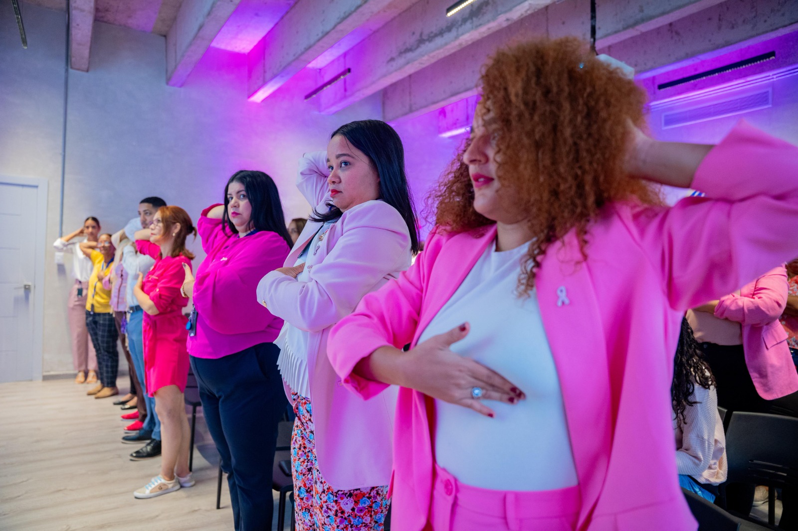 Propeep imparte charla a sus colaboradoras sobre concientización y prevención del cáncer de mama
