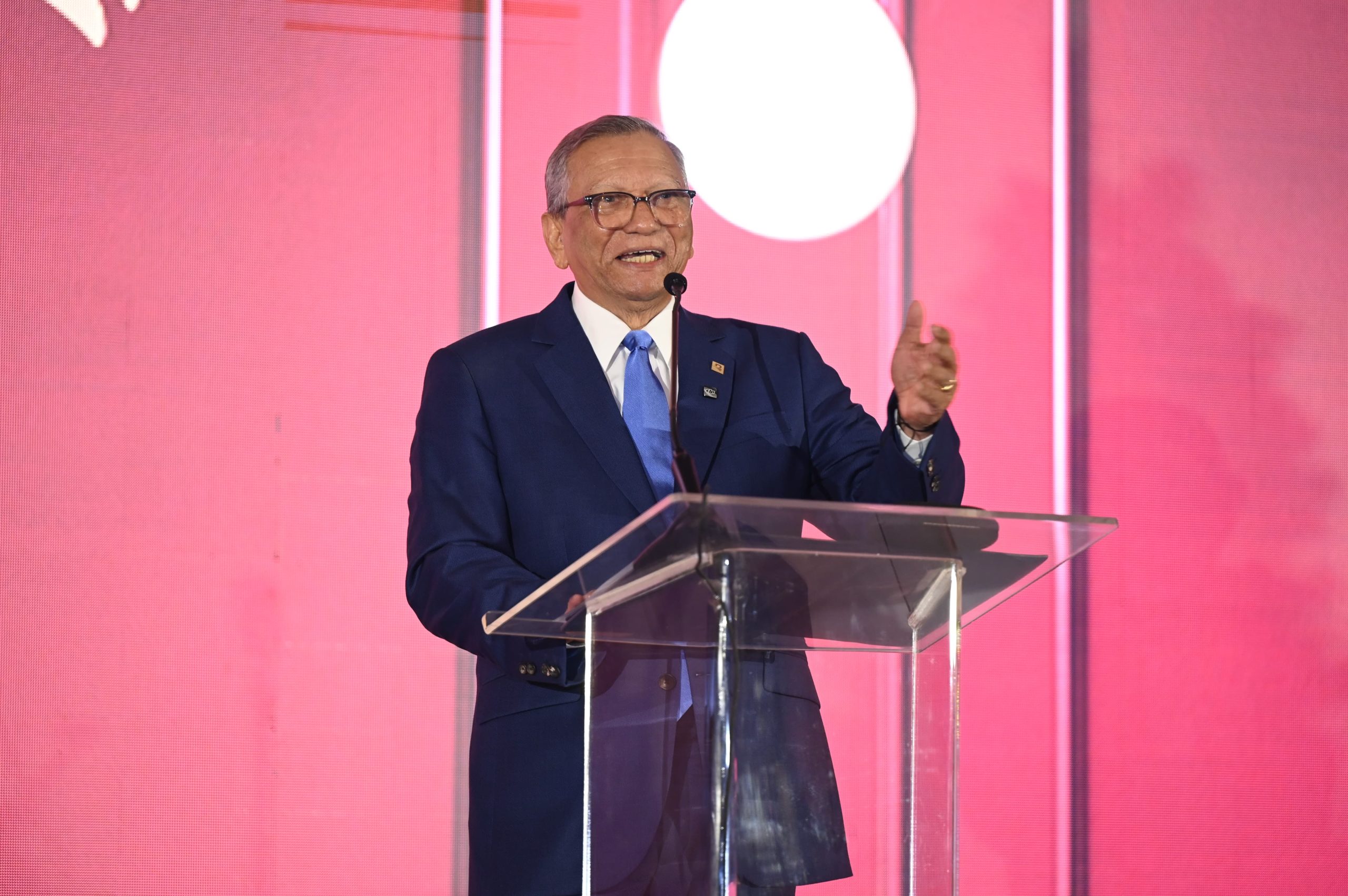 Banreservas lidera créditos bancarios para mujeres con el 42%