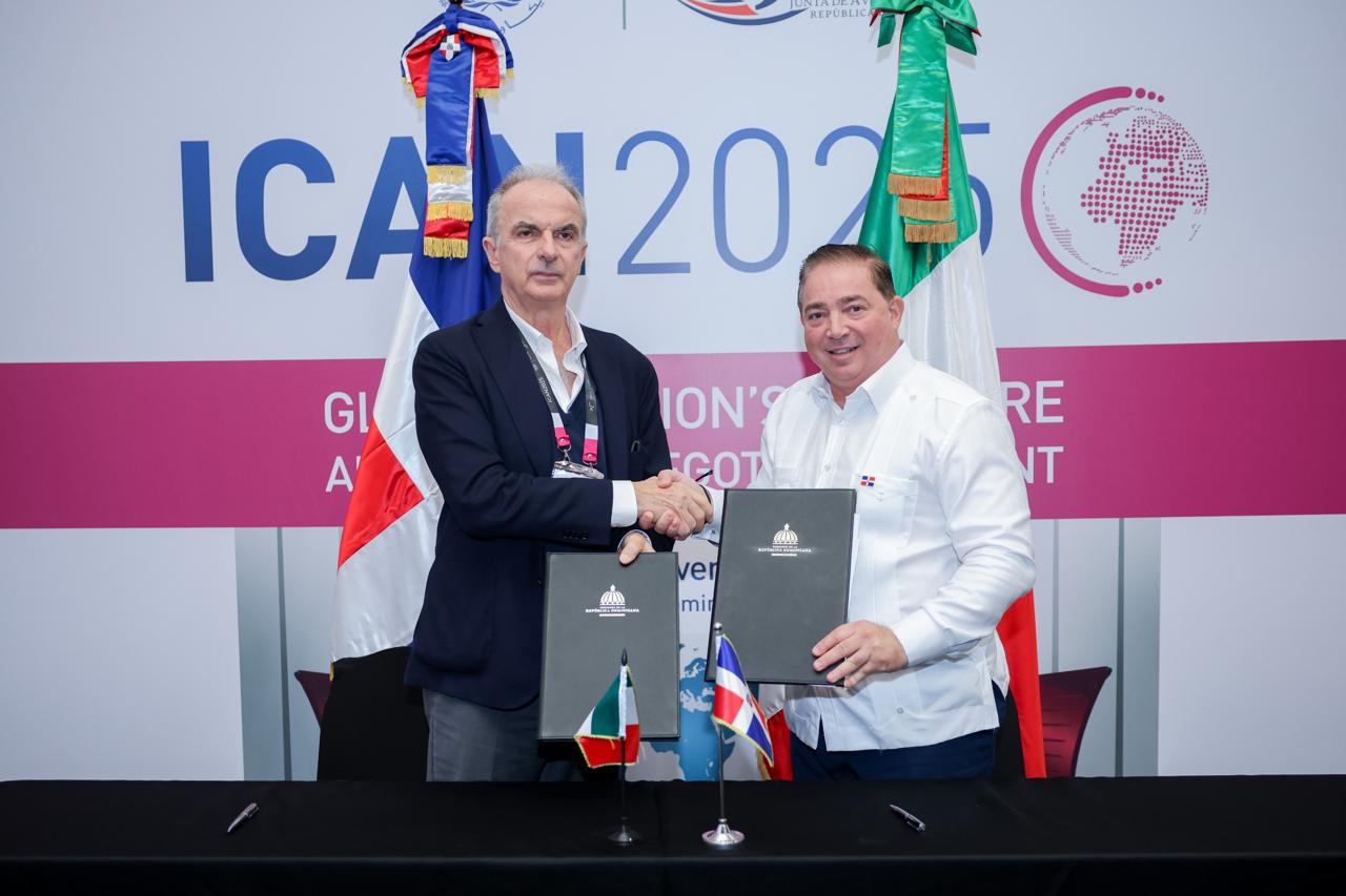 RD cierra el ICAN 2025 con 35 negociaciones y 20 instrumentos bilaterales firmados que impulsarán la conectividad aérea del país
