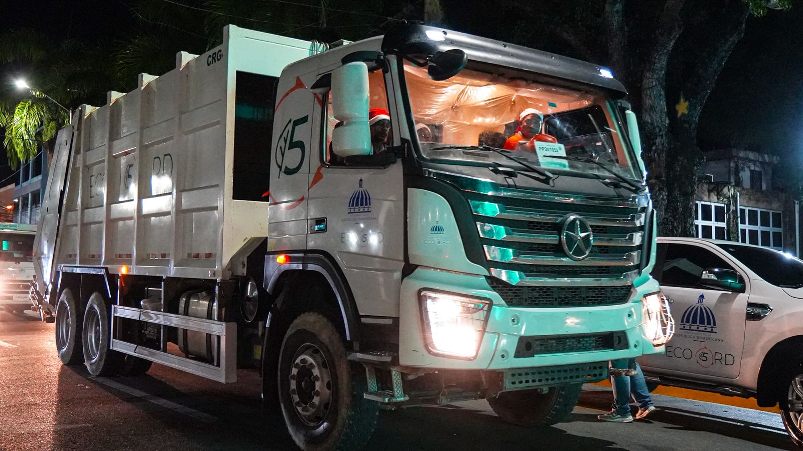 Gobierno lanza la “Ruta de la Limpieza Navideña” a través de Eco5RD en apoyo a las alcaldías