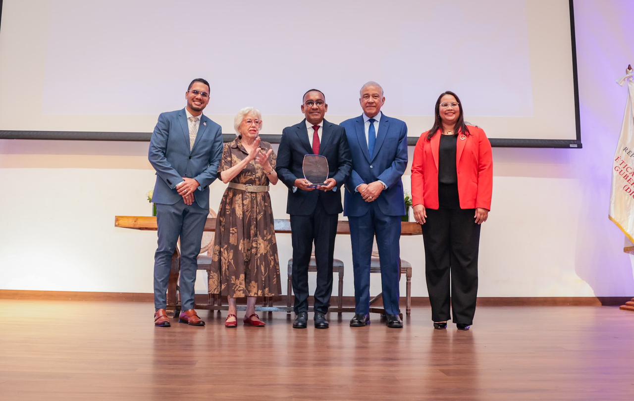DA gana por segunda año consecutivo concurso Dominicana sin Corrupción