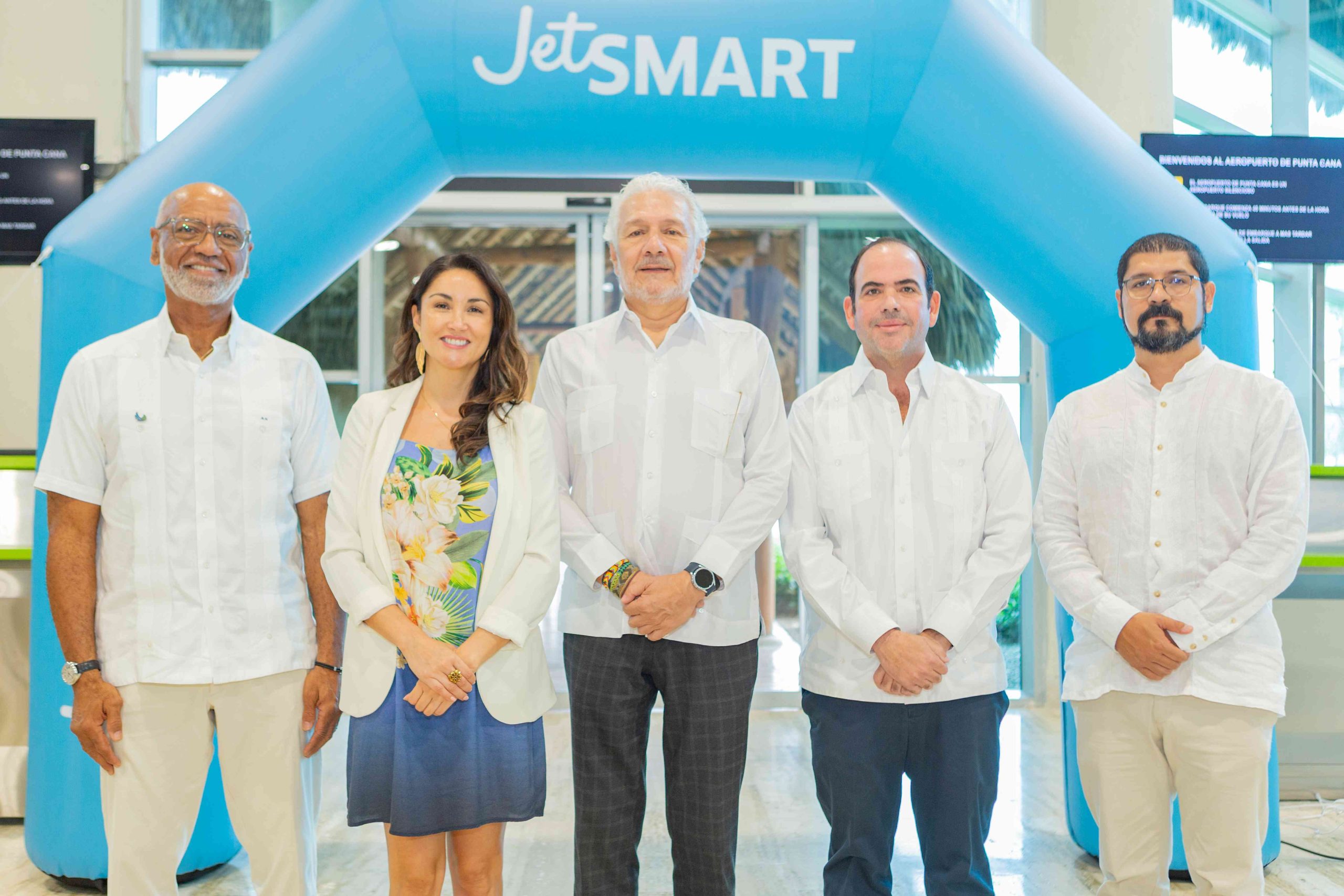 De la brisa caribeña al aroma del café: JetSMART inicia operaciones entre República Dominicana y Colombia