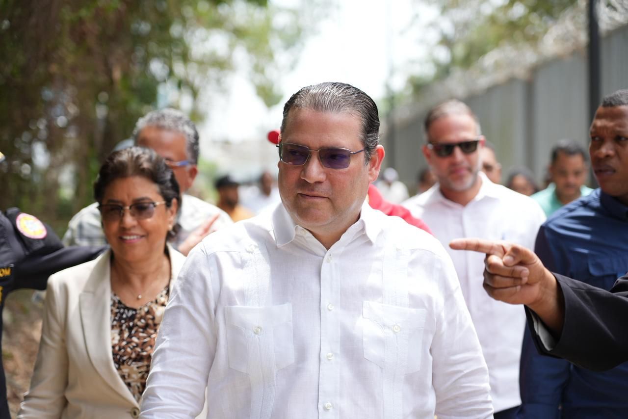 Yayo Sanz Lovatón impulsa la frontera como eje de producción y desarrollo