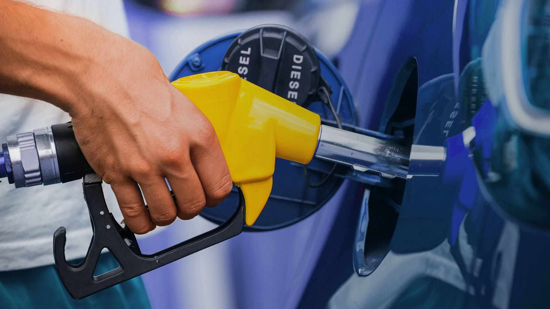 Gobierno protege a dominicanos; deja sin variación el precio de los combustibles