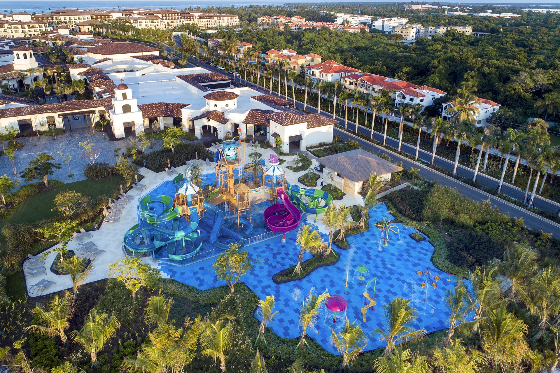 Lopesan Hotel Group inaugura tres nuevos resorts en Punta Cana y consolida su expansión en el Caribe