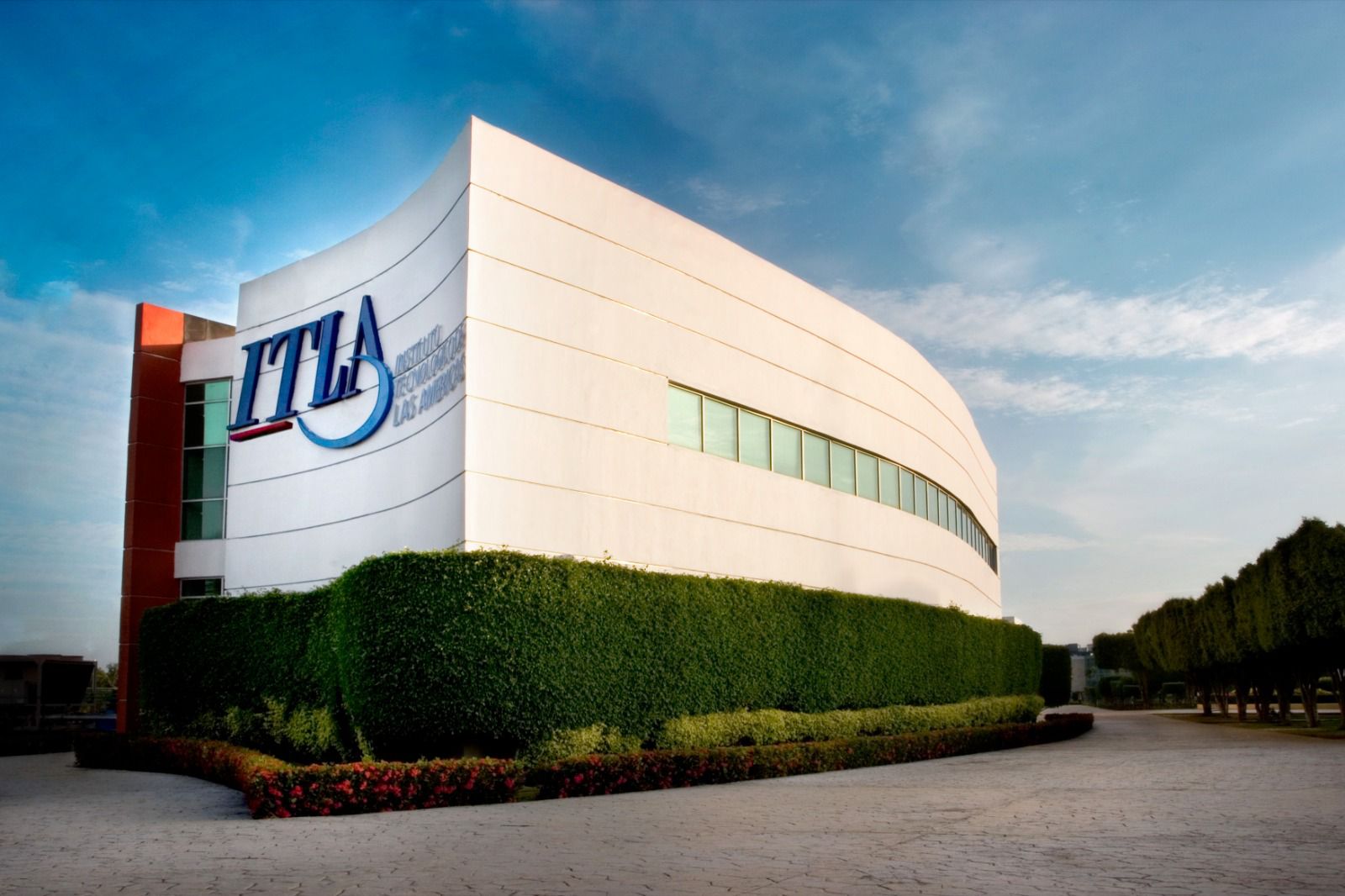 ITLA celebra 26 años impulsando el talento que liderará la Industria 4.0 en República Dominicana