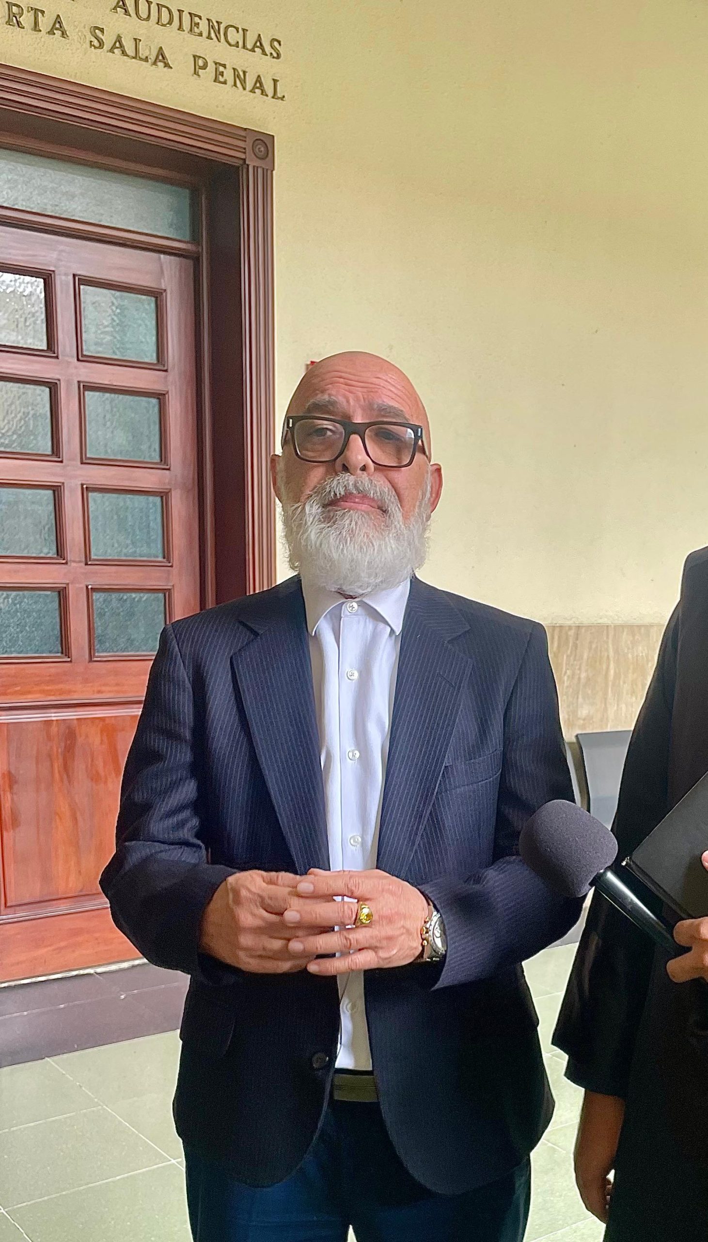 Ángel Martínez se retracta de acusaciones contra Roberto Fulcar, reconoce su falsedad y pide perdón