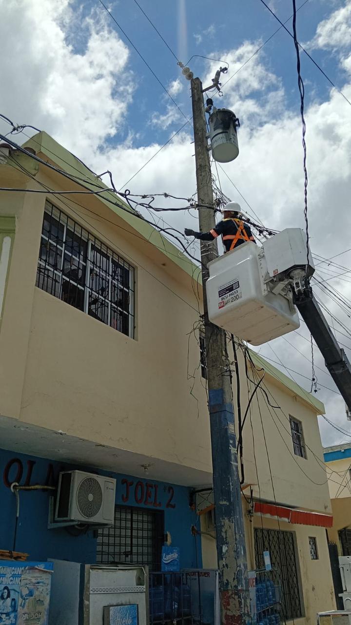 EDEEste inicia despliegue de 145 mil medidores inteligentes para modernizar la gestión del servicio eléctrico